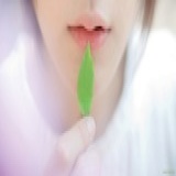 轻吟浅笑